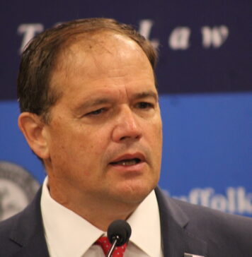 Officials Warn of Gold Scam, Legislators Take Action