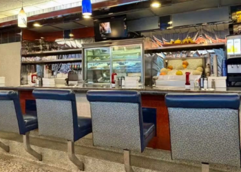 The Airport Diner in Bohemia